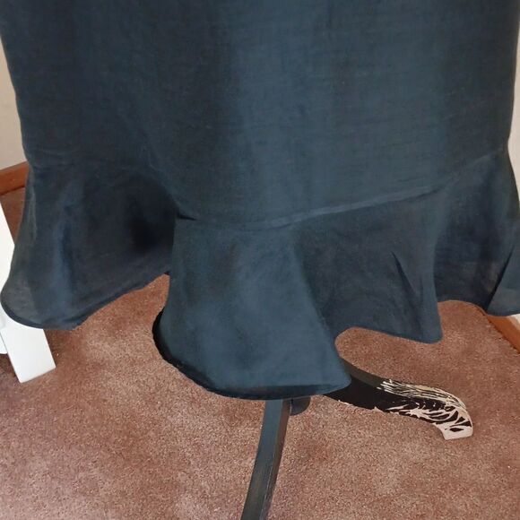 Banana Republic Black Ruffled Skirt - Picture 2 of 9